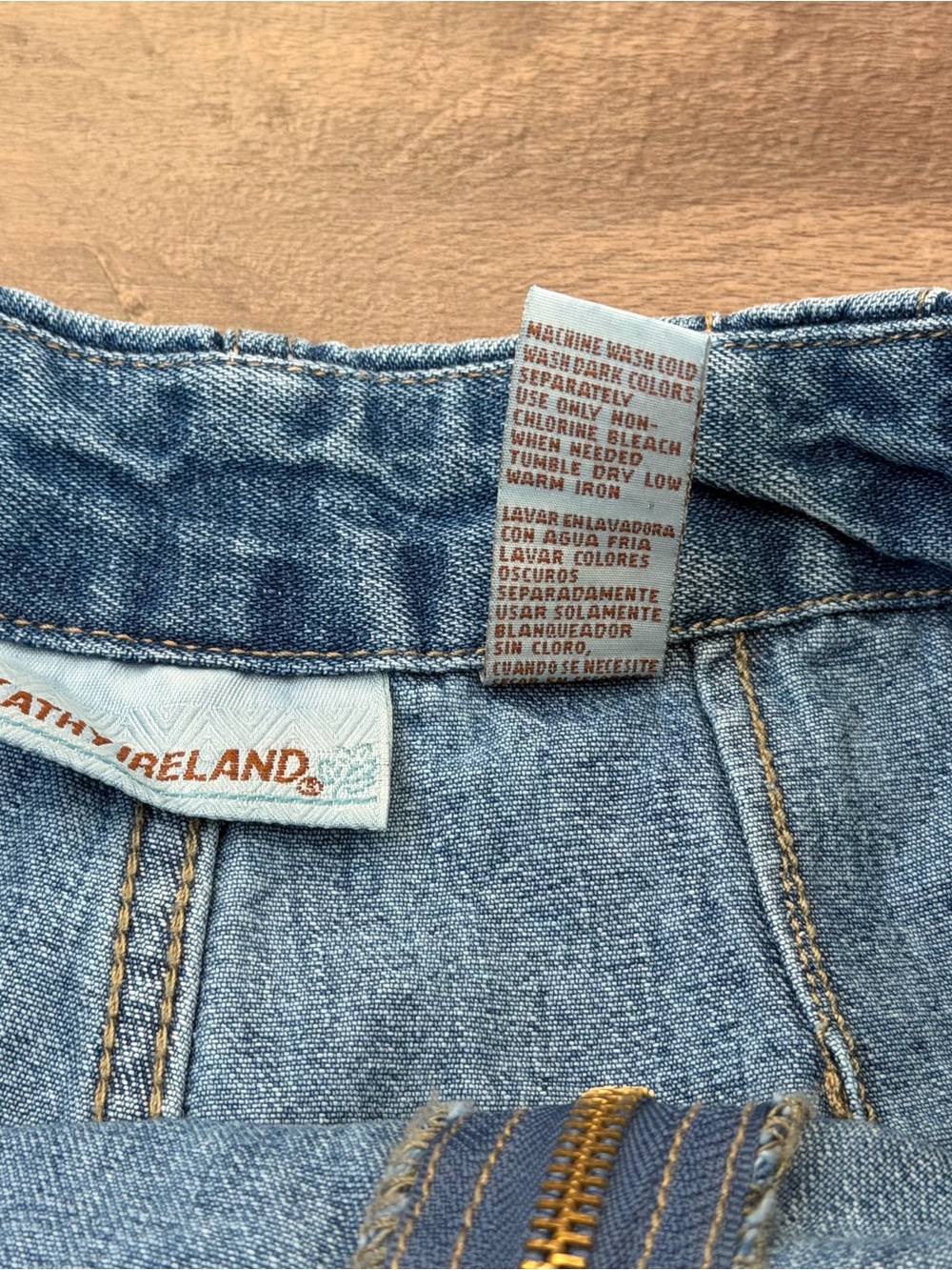 Vintage 90s Kathy Ireland Medium Wash Denim Skort Size 9/10 - Picture 8 of 10
